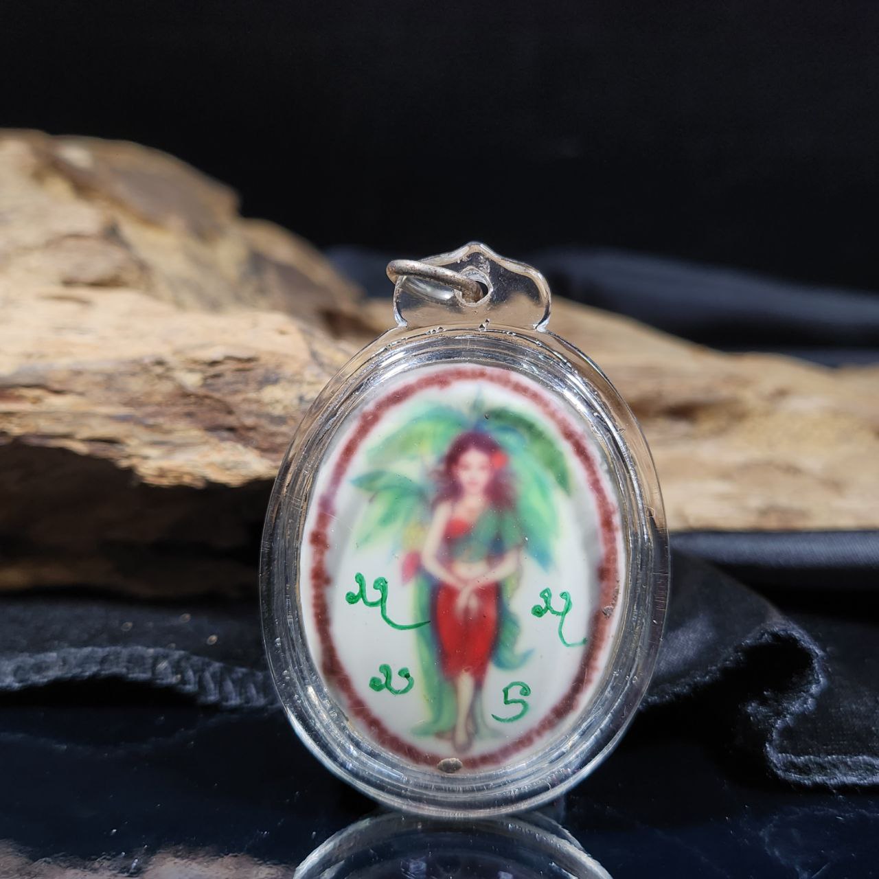 ARCHAN MAN啊赞曼芭蕉精 | SAN Pin Selection